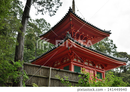 Imakumano Kannon-ji Temple, Iseido Hall (Higashiyama Ward, Kyoto City) Imakumano Kannon-ji Temple, Iseido Hall (Higashiyama Ward, Kyoto City) 141449940