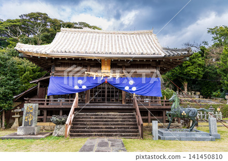 Kameoka Shrine, Hirado City, Nagasaki Prefecture Kameoka Shrine, Hirado City, Nagasaki Prefecture 141450810