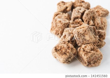Close-up of brown sugar 141451560