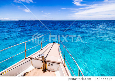 Miyako Island, Yaebise Reef - Blue Sea and Blue Sky Miyako Island, Yaebise Reef - Blue Sea and Blue Sky 141453546