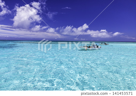 Miyako Island, Yaebise Reef - Blue Sea and Blue Sky Miyako Island, Yaebise Reef - Blue Sea and Blue Sky 141453571