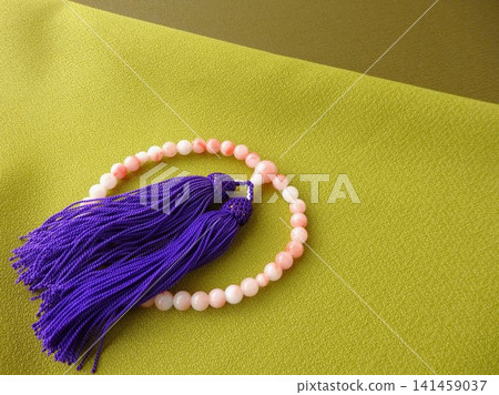 Prayer beads (Buddhist ritual image) Prayer beads (Buddhist ritual image) 141459037