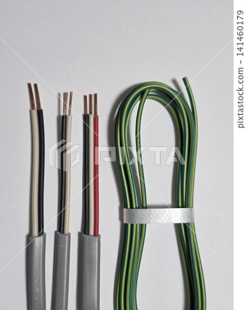 Electrical wiring for the electrician's license exam: VVF cables (2-core and 3-core) and ground wires arranged by type. Electrical wiring for the electrician's license exam: VVF cables (2-core and 3-core) and ground wires arranged by type. 141460179