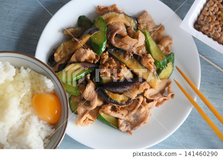 Spicy stir-fried pork, eggplant and cucumber with miso Spicy stir-fried pork, eggplant and cucumber with miso 141460290