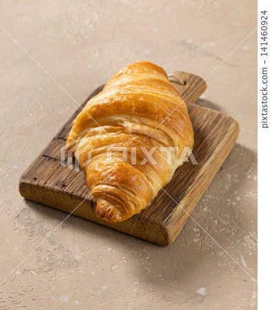 freshly baked croissant freshly baked croissant 141460924