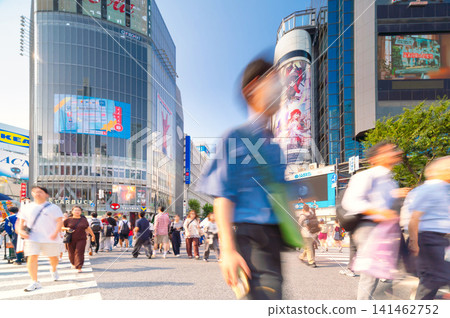 Shibuya Scramble Crossing, Extremely Hot Day, Jul. 2026 Shibuya Scramble Crossing, Extremely Hot Day, Jul. 2026 141462752