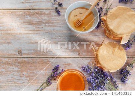 Honey and lavender creating natural organic sweet aromas Honey and lavender creating natural organic sweet aromas 141463332