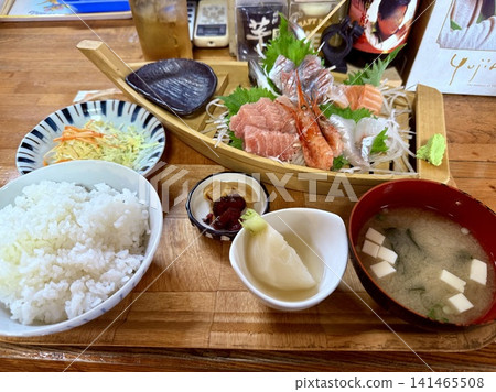 The best seafood set meal I encountered in Numazu The best seafood set meal I encountered in Numazu 141465508