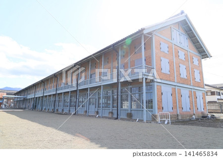 富岡絲綢工廠(國寶,西繭倉庫) 富岡絲綢工廠(國寶,西繭倉庫) 141465834