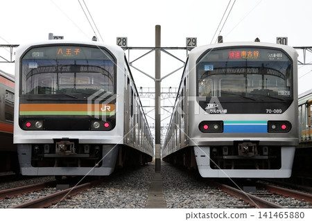 Former Rinkai Line Hachiko Line 209 series 72 formation and Rinkai Line 70-000 series Z8 formation Former Rinkai Line Hachiko Line 209 series 72 formation and Rinkai Line 70-000 series Z8 formation 141465880
