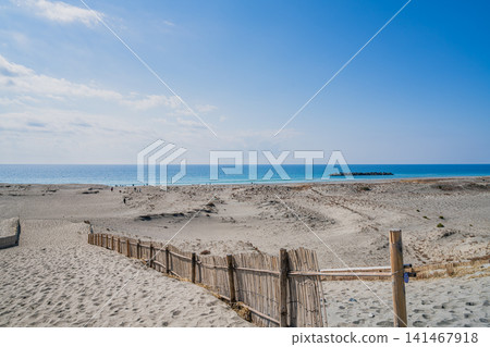 Scenery of Nakatajima Sand Dunes in Hamamatsu City (Shizuoka Prefecture) Scenery of Nakatajima Sand Dunes in Hamamatsu City (Shizuoka Prefecture) 141467918