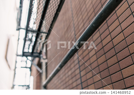 Scaffolding for exterior walls during large-scale renovation work on condominiums 141468952