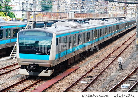 Keihin-Tohoku Line trains Keihin-Tohoku Line trains 141472072