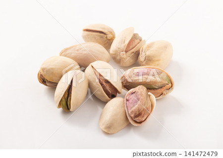 [California-grown] Roasted Pistachios 141472479