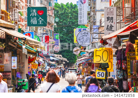 台灣淡水老街(部分畫面為柔焦效果) 台灣淡水老街(部分畫面為柔焦效果) 141472858