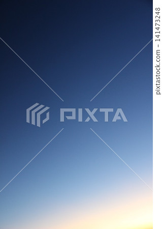 Beautiful magic hour sky and natural light gradient background material Beautiful magic hour sky and natural light gradient background material 141473248