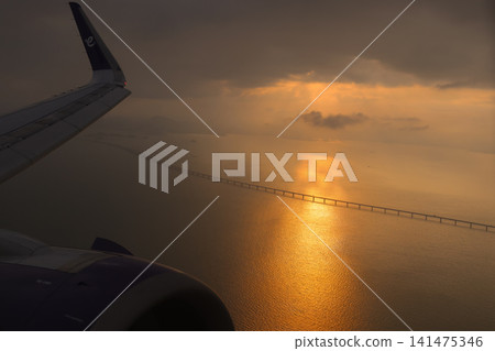 May 1 2026 Lingdingyang sunset golden reflection ocean view May 1 2026 Lingdingyang sunset golden reflection ocean view 141475346