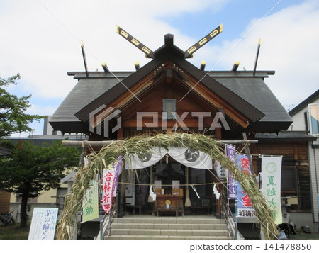 The main hall of Sapporo Village Shrine! Higashi Ward, Sapporo City, Hokkaido The main hall of Sapporo Village Shrine! Higashi Ward, Sapporo City, Hokkaido 141478850