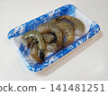 Vannamei shrimp in a tray, at an angle 141481251