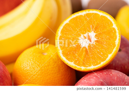cut orange 141481599