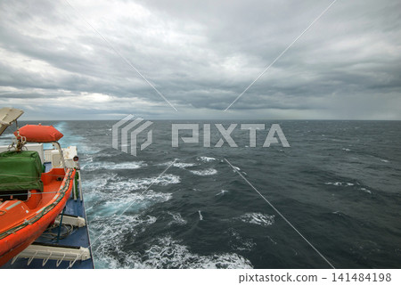 海 海 141484198