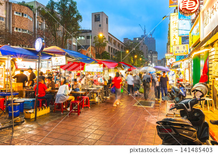 台北,寧夏夜市(部分畫面為柔焦效果) 台北,寧夏夜市(部分畫面為柔焦效果) 141485403