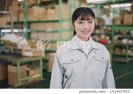 倉庫女工肖像 倉庫女工肖像 141487481