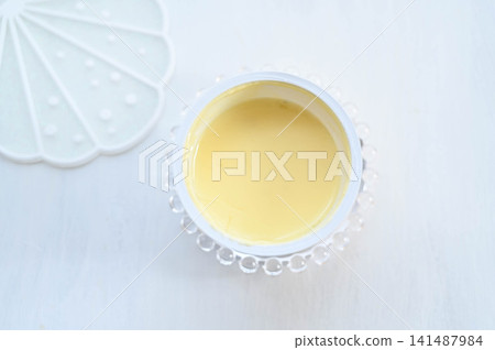清爽的芒果酸奶 清爽的芒果酸奶 141487984
