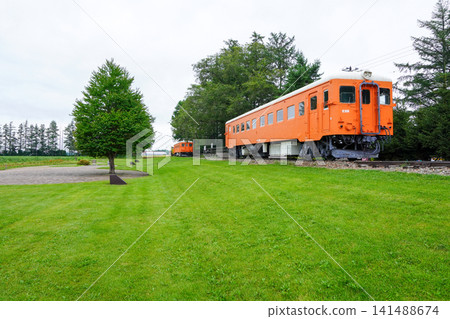 Kiha 22 series diesel railcar at the former Kofuku Station Kiha 22 series diesel railcar at the former Kofuku Station 141488674