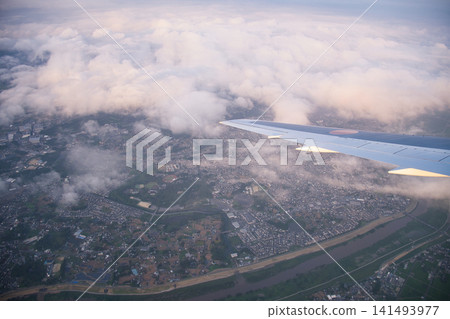從飛機窗口的風景 141493977