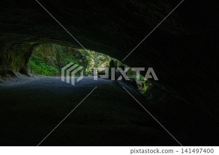Scenery of Mizunokuchi Cave (Soo City) 141497400