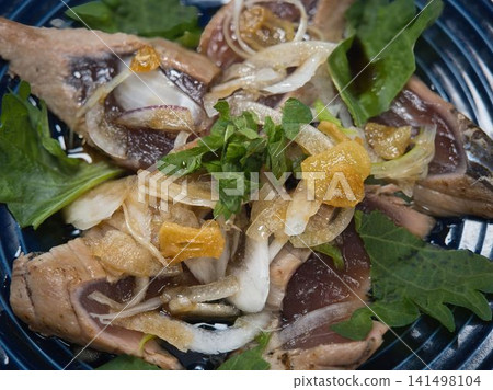 Seared bonito, home-cooked meal prepared by my wife, dinner enjoyed at home, happy family, 2026/7/23 Seared bonito, home-cooked meal prepared by my wife, dinner enjoyed at home, happy family, 2026/7/23 141498104
