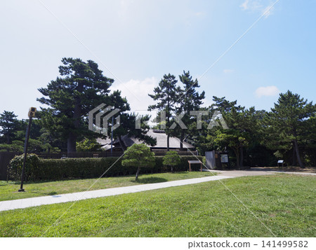 Summer at the former Kanazawa villa of Hirobumi Ito Summer at the former Kanazawa villa of Hirobumi Ito 141499582