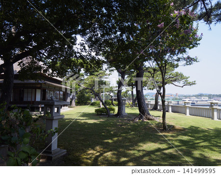 Summer at the former Kanazawa villa of Hirobumi Ito Summer at the former Kanazawa villa of Hirobumi Ito 141499595