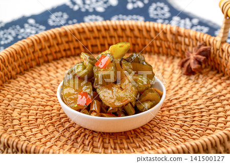 pickled cucumber slices marinated in savory soy sauce and chili 141500127