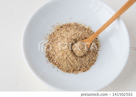 鳳尾魚粉 鳳尾魚粉 141502581