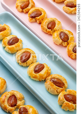 crispy Almond Milk Pastry Cookies Toasted Nut Butter Shortbread crispy Almond Milk Pastry Cookies Toasted Nut Butter Shortbread 141504293