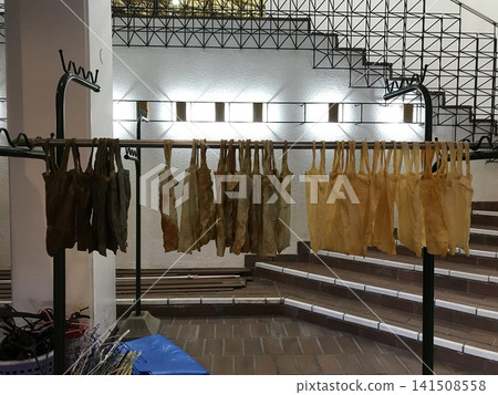 Plant-dyed tote bag - drying Plant-dyed tote bag - drying 141508558