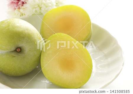 Green plum 141508585