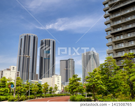 Promenade and tower apartment complex within Harumi Flag, Tokyo Promenade and tower apartment complex within Harumi Flag, Tokyo 141508765