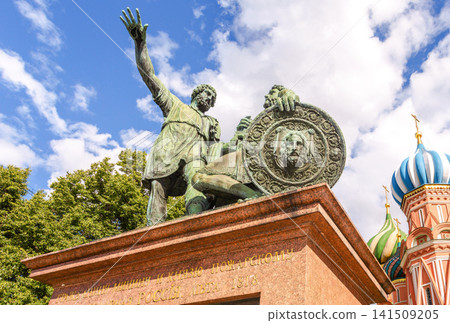 Monument to Minin and Pozharsky (1818) next the Cathedral of Vasily Blessed on the Red Square in Moscow, Russia Monument to Minin and Pozharsky (1818) next the Cathedral of Vasily Blessed on the Red Square in Moscow, Russia 141509205