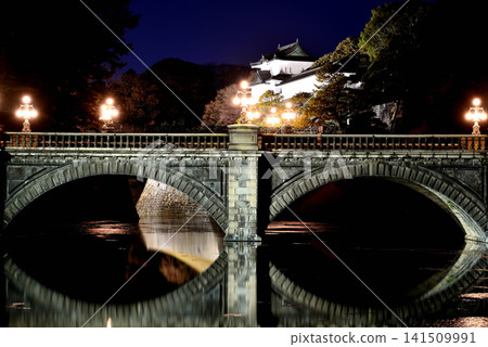 Night view of Tokyo Imperial Palace light up double bridge Night view of Tokyo Imperial Palace light up double bridge 141509991