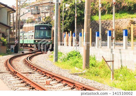 Scenery of Enoshima Electric Railway running Scenery of Enoshima Electric Railway running 141510002