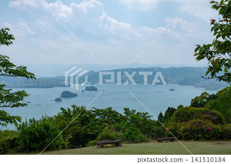 Saga Prefecture (Nagasaki Prefecture) / Iroha Island (Iroha Island Observation Deck) - Beautiful contrast of fresh green foliage and blue. Saga Prefecture (Nagasaki Prefecture) / Iroha Island (Iroha Island Observation Deck) - Beautiful contrast of fresh green foliage and blue. 141510184