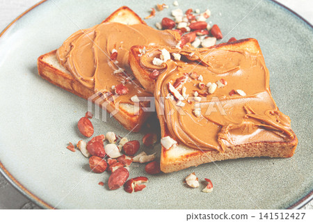 peanut butter toast, top view, breakfast, no people, peanut butter toast, top view, breakfast, no people, 141512427