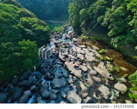 Aerial view of Sekinoo Falls, Miyakonojo City Aerial view of Sekinoo Falls, Miyakonojo City 141514508