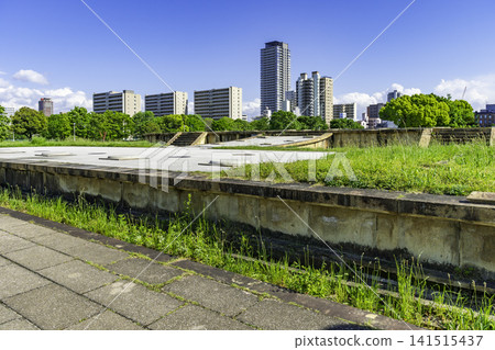 Osaka, Naniwa Palace, South Gate and Daigokuden (Great Hall of State), Osaka City, Osaka Prefecture Osaka, Naniwa Palace, South Gate and Daigokuden (Great Hall of State), Osaka City, Osaka Prefecture 141515437