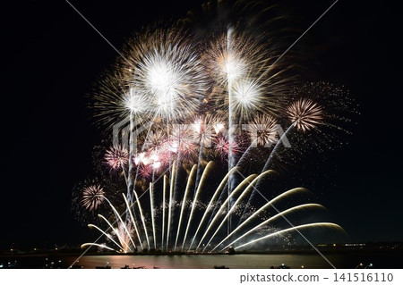 Kuwana Suido Fireworks Festival Kuwana Suido Fireworks Festival 141516110