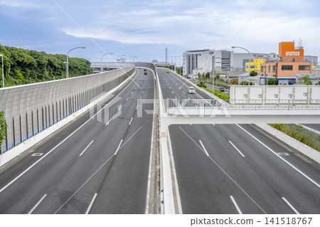 Urban landscape of Yokohama City, Kanagawa Prefecture: View of the Shuto Expressway Wangan Line from Namiki-Kita Station. Urban landscape of Yokohama City, Kanagawa Prefecture: View of the Shuto Expressway Wangan Line from Namiki-Kita Station. 141518767