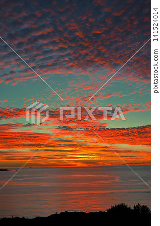 Sunset over Okinawa's sea Sunset over Okinawa's sea 141524014